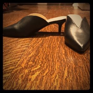 Brand new pair of Something Navy shoes